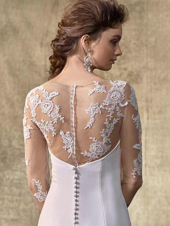 enzoani-lindy-with-inner-back
