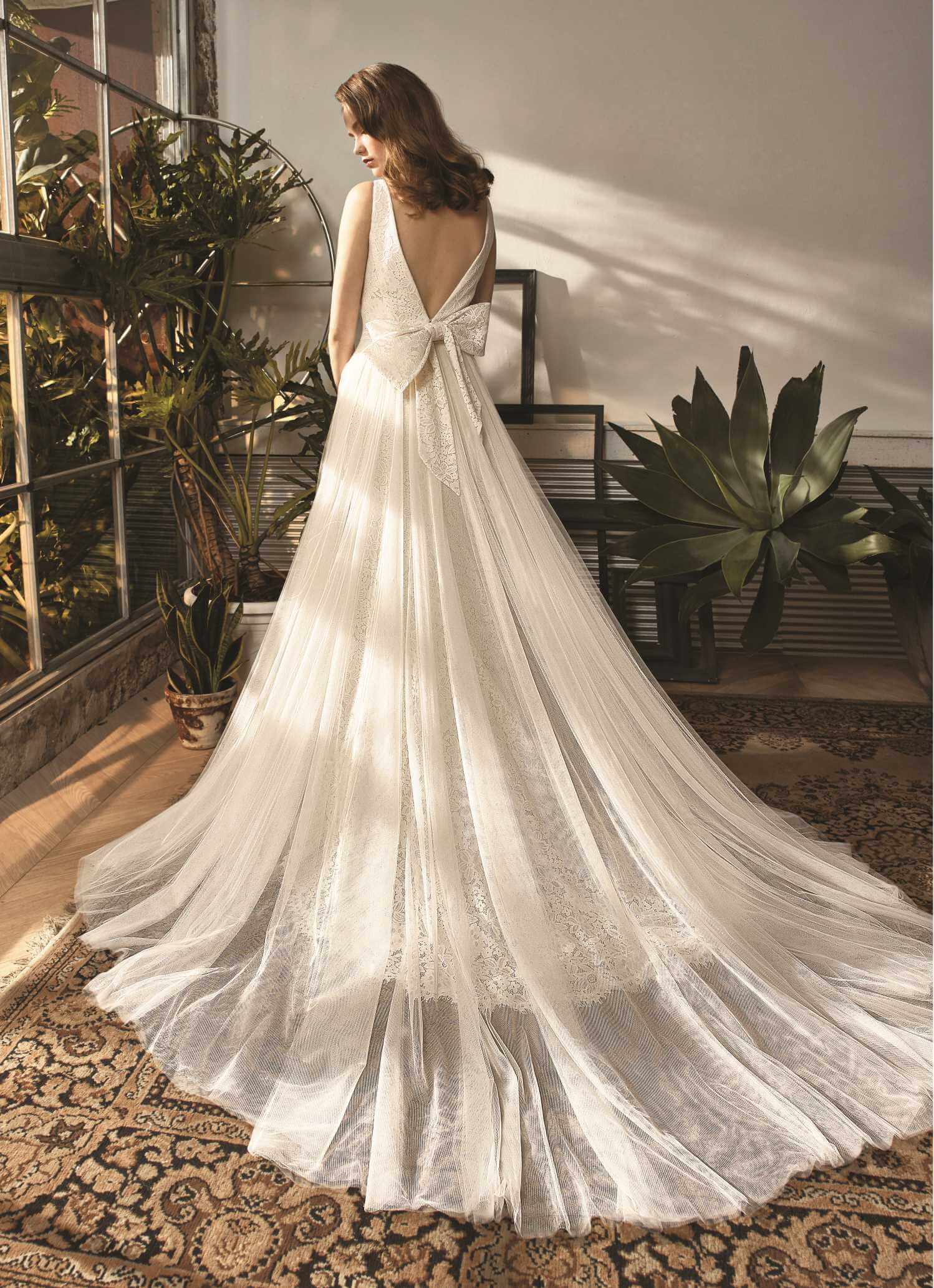 Beautiful by Enzoani - BT18-22 - Back
